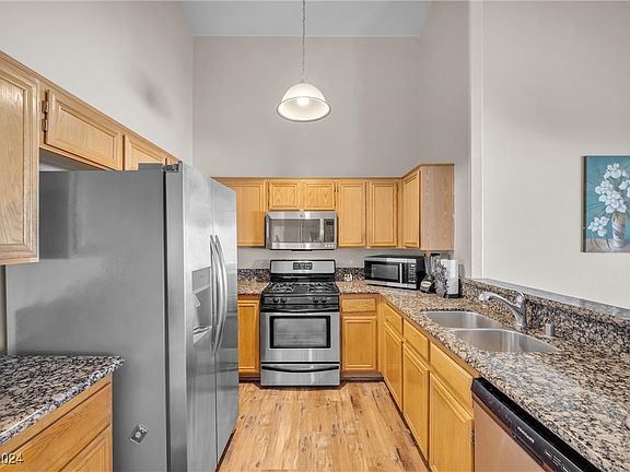 3rd image of 2518 Old Town Dr