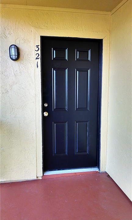 1st image of 2845 Winkler Ave APT 321