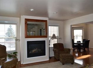 4161 Boulder Pond Dr, Ann Arbor, MI 48108
