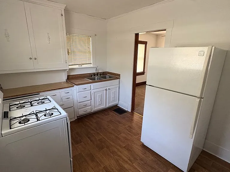 135 S 23rd St — Photo 11