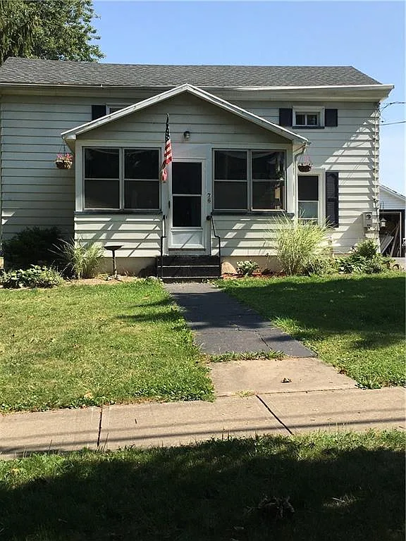 76 Underwood Ave photo 1