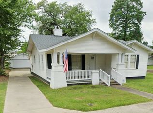218 W 7th St, Laurel, MS 39440