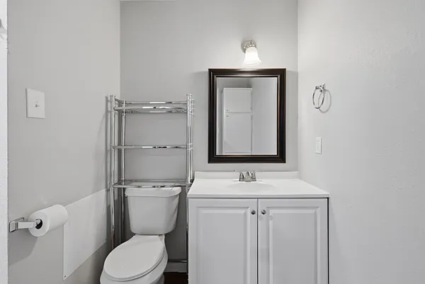 1403 Airline Dr #A — Photo 14
