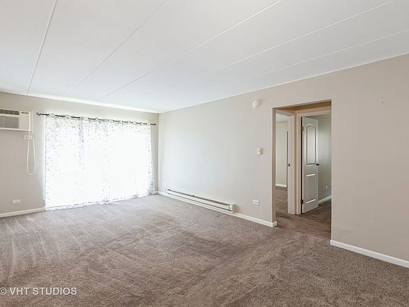 3rd image of 12850 Crestbrook Ct APT 2