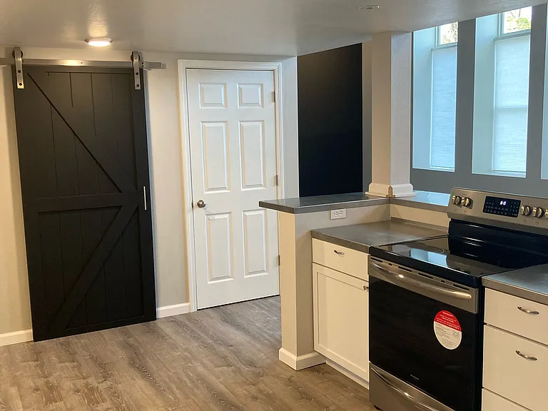 240 W School St #238 — Photo 11