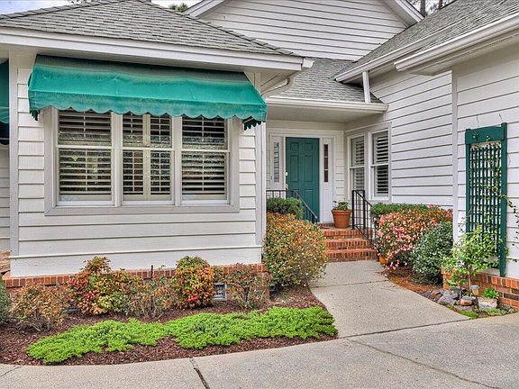 3rd image of 233 Sweet Gum Ct