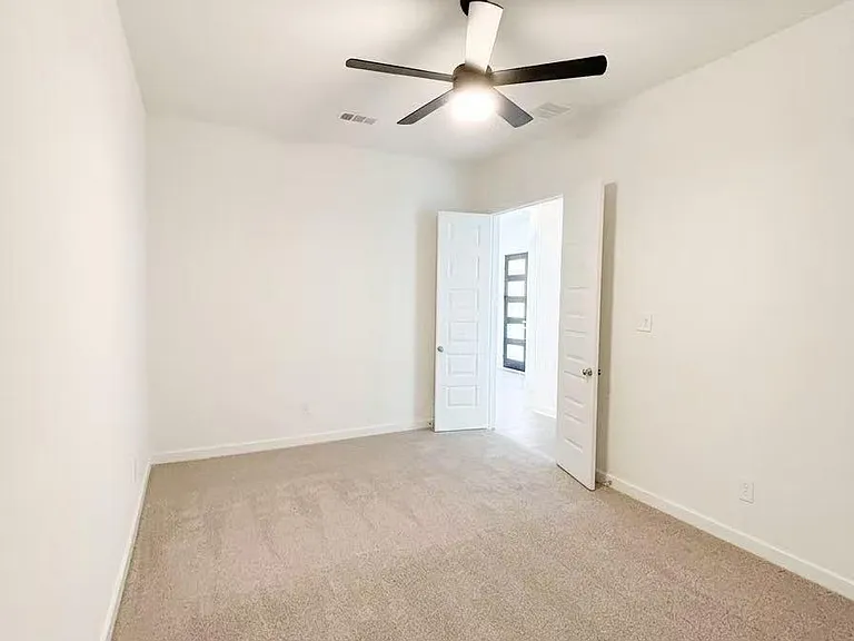 30923 Vintage Creek Ln — Photo 25