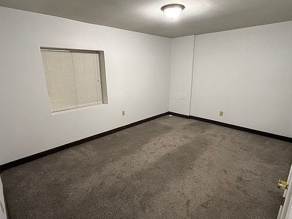 3rd image of 1000 Court St #1000