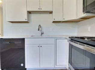 76 Spring St #103, South Portland, ME 04106