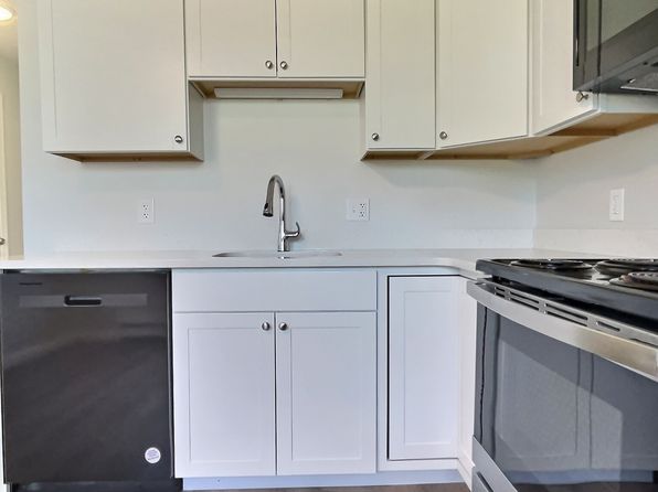 76 Spring St #103