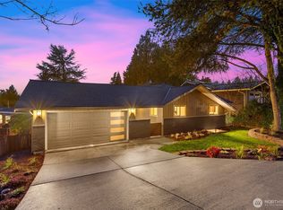 7010 NE 153rd Place, Kenmore, WA 98028