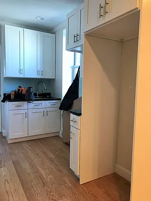 Rented by Crosstown Apartments NYC | media 9