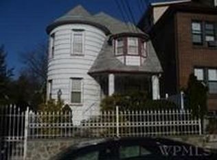 99 Crescent Pl, Yonkers, NY 10704