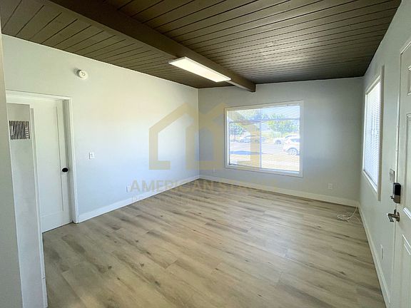 5th image of 324 N L St #B