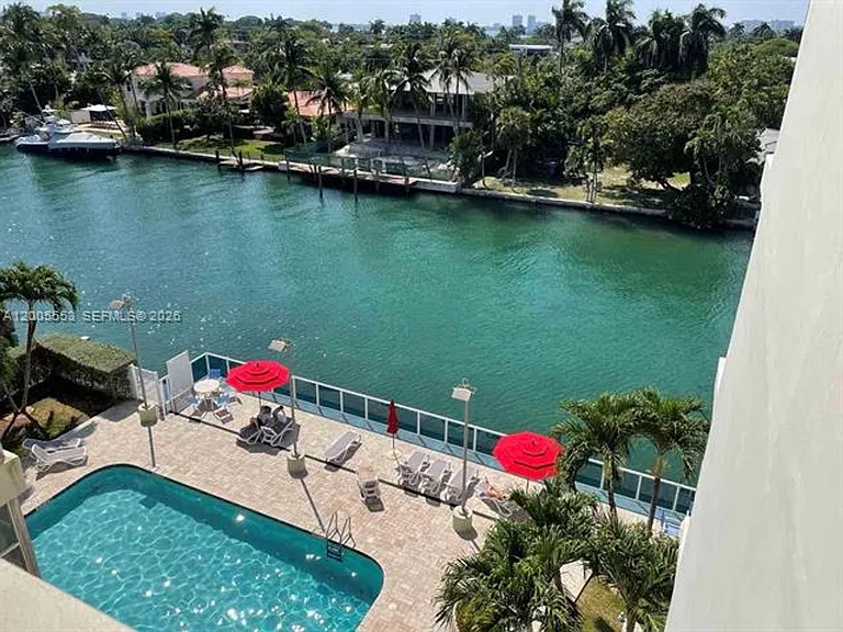 9800 W Bay Harbor Dr #603 — Photo 29