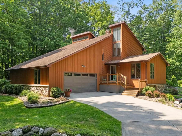 4331 Pittco Rd, Green Bay, WI 54313