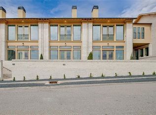 190 Rolison Way, Fayetteville, GA 30214