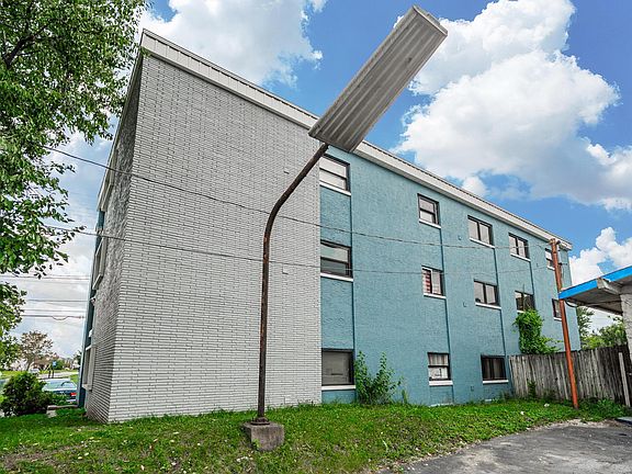 4th image of 563 S Hague Ave