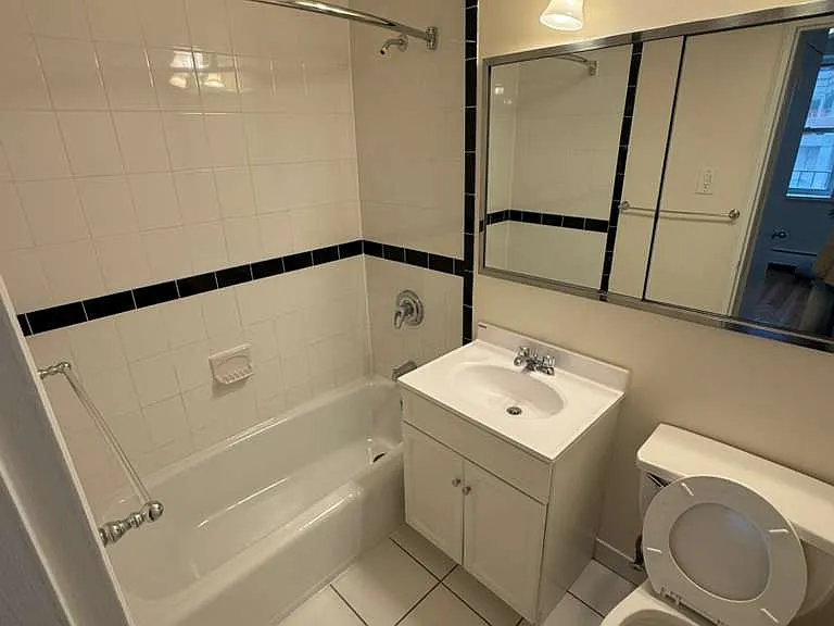 21714 24th Ave #5N — Photo 8