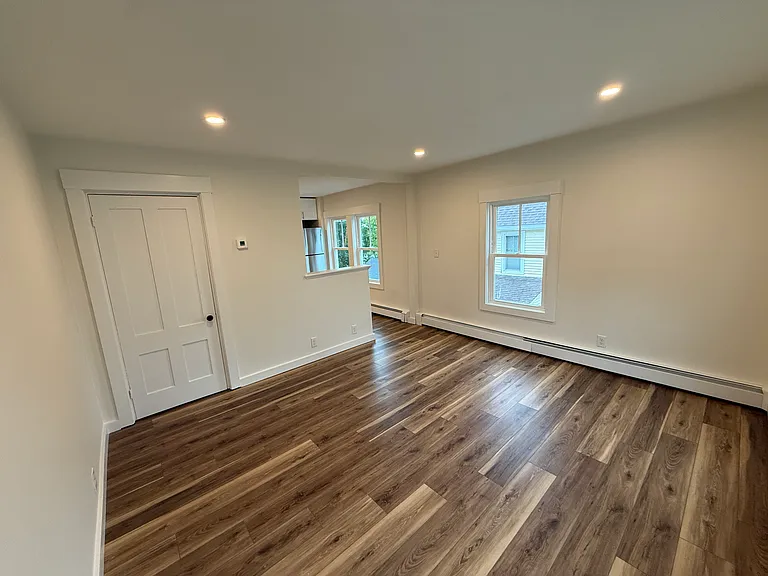 11 Lincoln St #9.5 — Photo 7