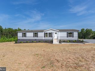 7185 Shannon Hill Rd, Louisa, VA 23093