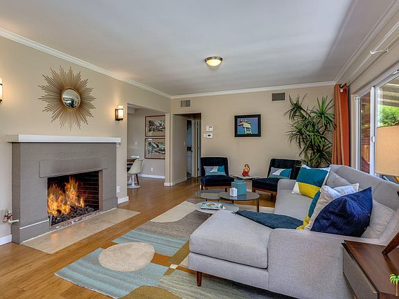 2nd image of 1288 E San Jacinto Way