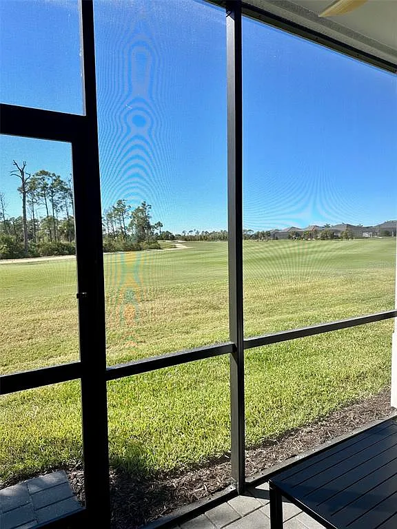 2 bed, 2.0 bath, 1366 sqft, $6,000 — Photo 3