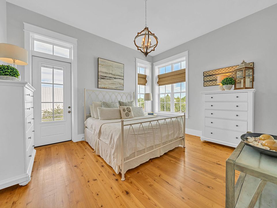 1st image of 133 Cypress Psge