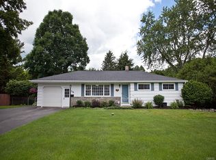 110 Brookhaven Rd, North Syracuse, NY 13212