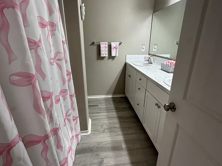 7705 Cassiar Dr — Photo 13