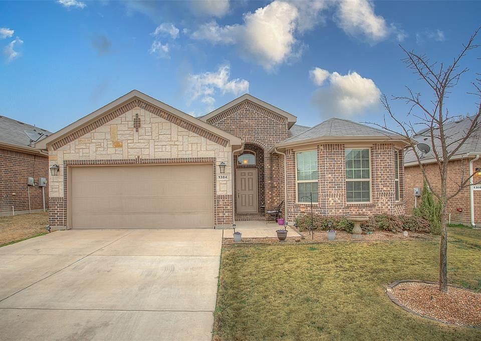 1st image of 1304 Glen Ct