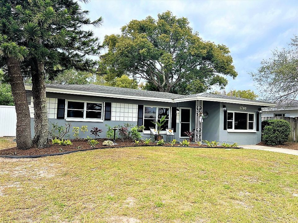 1st image of 1780R Suffolk Dr