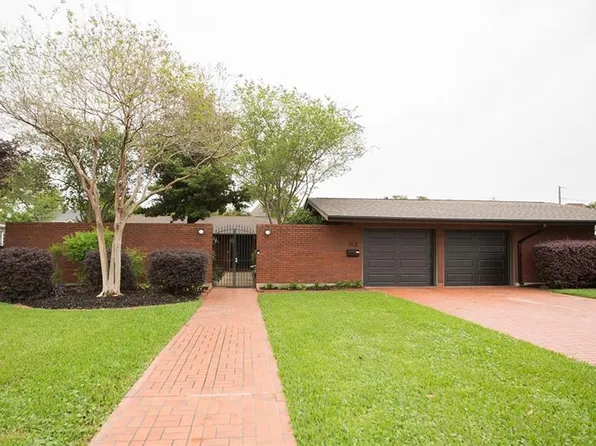 113 Meadowbrook Dr, Gretna, LA 70056