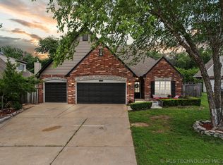 3828 W Dallas St, Broken Arrow, OK 74012