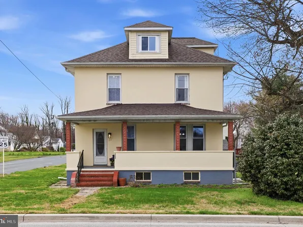 711 Wellham Ave, Glen Burnie, MD 21061