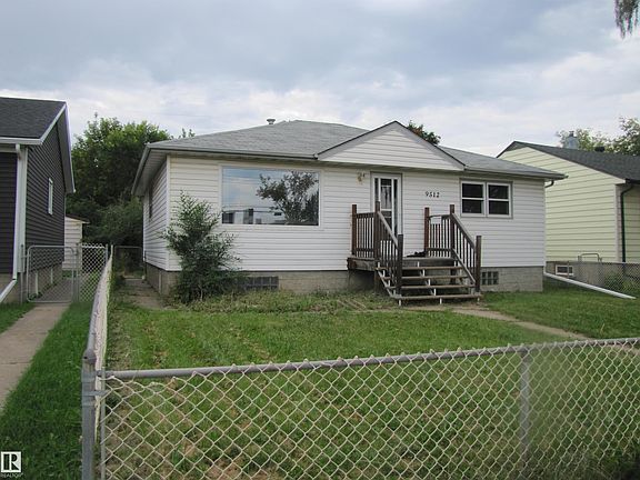 3rd image of 9512 63rd Ave NW