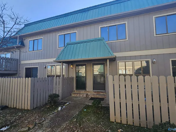 2225 Golf Rd SW APT 301, Huntsville, AL 35802