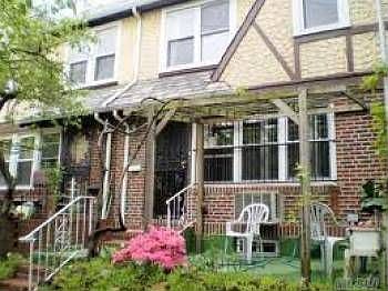 2nd image of 6782 Clyde St