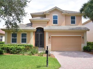 8906 Greenwich Hills Way, Fort Myers, FL 33908