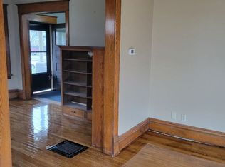 1633 Van Buren Ave, Saint Paul, MN 55104