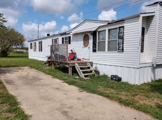 1 Lotus Ct, Warrenton, MO 63383