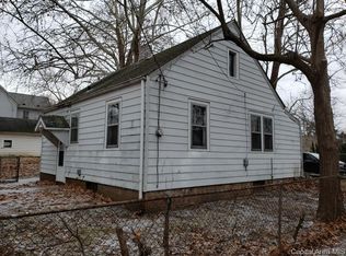 105 W Yates Ave, Springfield, IL 62702