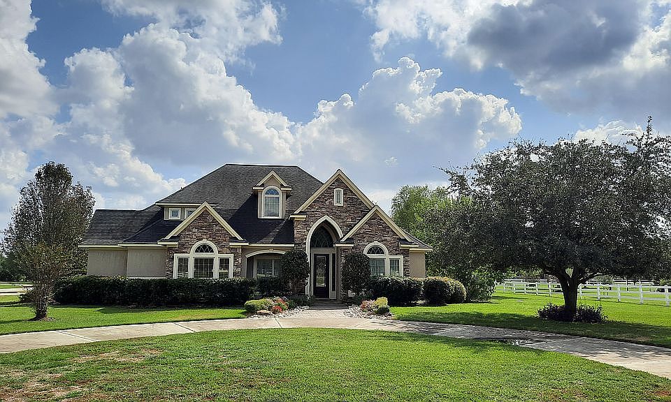 1st image of 19707 Stone Lake Dr