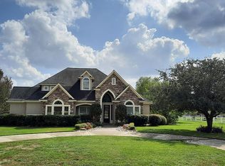 19707 Stone Lake Dr, Tomball, TX 77377