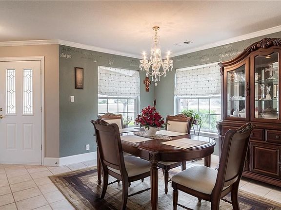 5th image of 1348 Carlo Dr