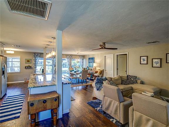 4th image of 1983 Roseate Ln