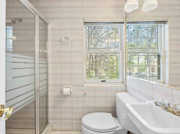 86-49 Dunton Street image 21 of 29