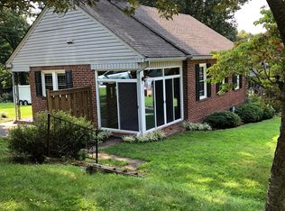 17 Enka Oak St, Candler, NC 28715