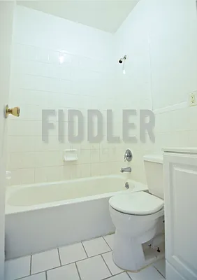 Rented by EXR | media 6