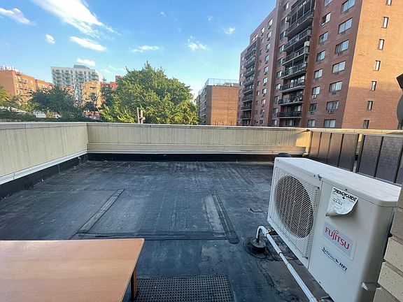 5th image of 13812 Northern Blvd APT 3A